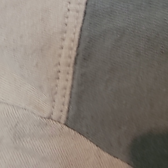 Gap Men's 2 color tee - Picture 3 of 3